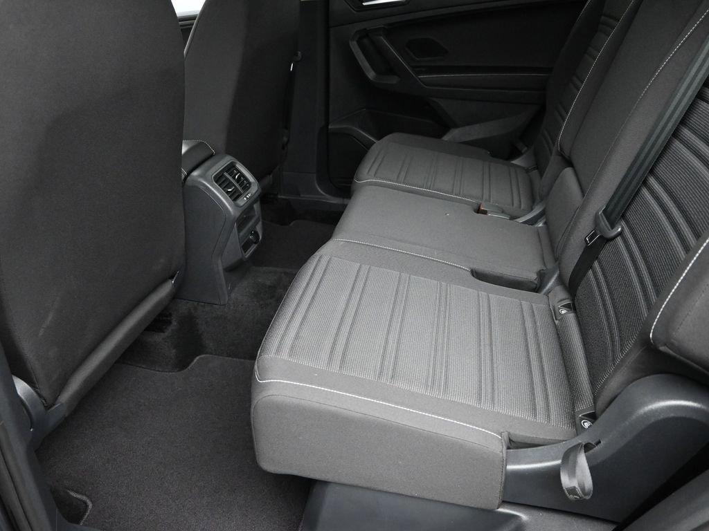 2024 Volkswagen Tiguan Vehicle Photo in Marion, IA 52302