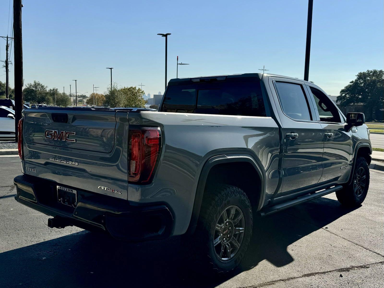 2024 GMC Sierra 1500 Vehicle Photo in DALLAS, TX 75209-3016