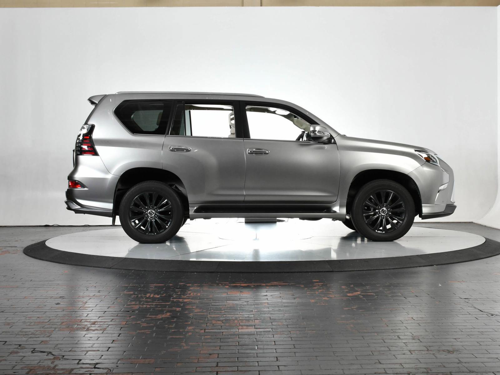 2023 Lexus GX 460 Vehicle Photo in DALLAS, TX 75235