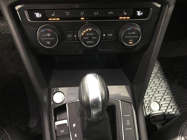 2018 Volkswagen Tiguan Vehicle Photo in GREEN BAY, WI 54303-3330