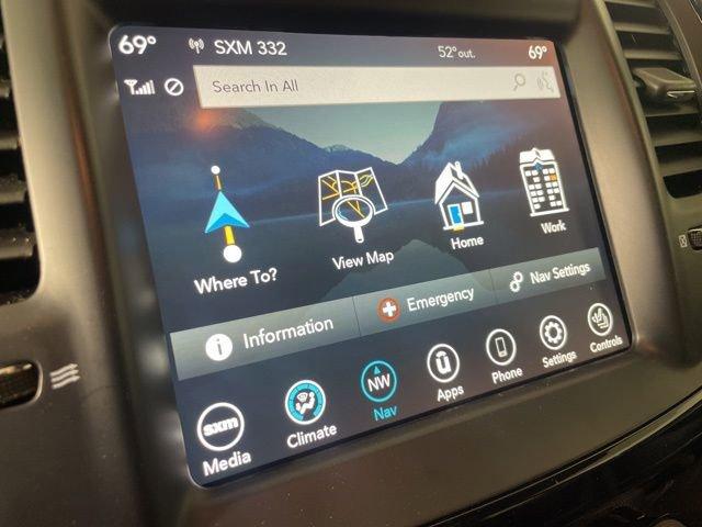 2022 Chrysler 300 Vehicle Photo in PHOENIX, AZ 85014-3381