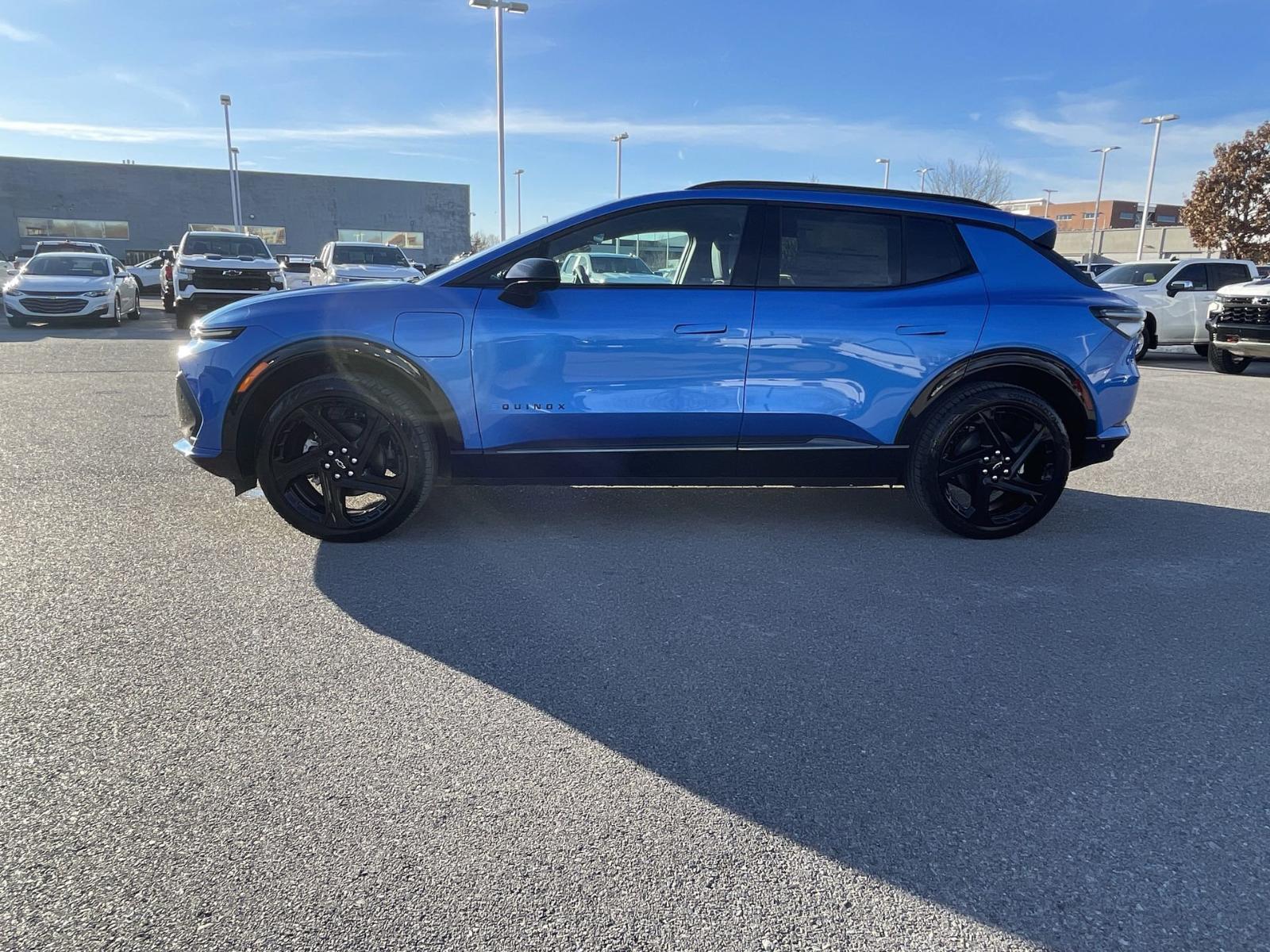 2025 Chevrolet Equinox EV Vehicle Photo in BENTONVILLE, AR 72712-4322