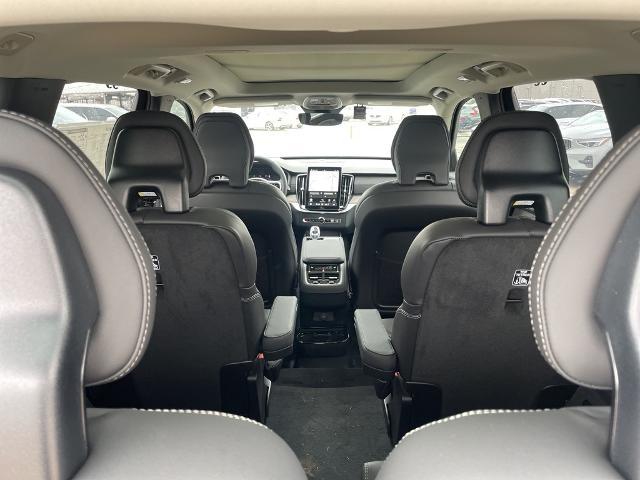 2025 Volvo XC90 Vehicle Photo in Grapevine, TX 76051