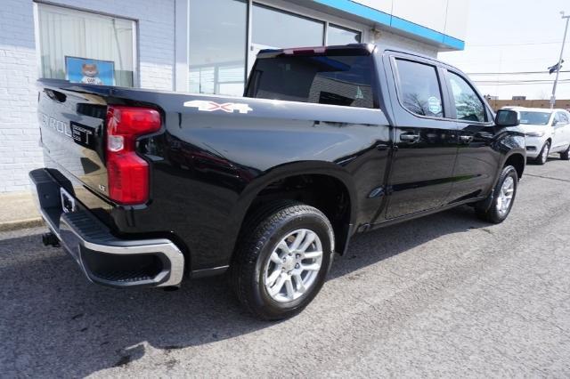 2022 Chevrolet Silverado 1500 Vehicle Photo in FAIRMONT, WV 26554-2318