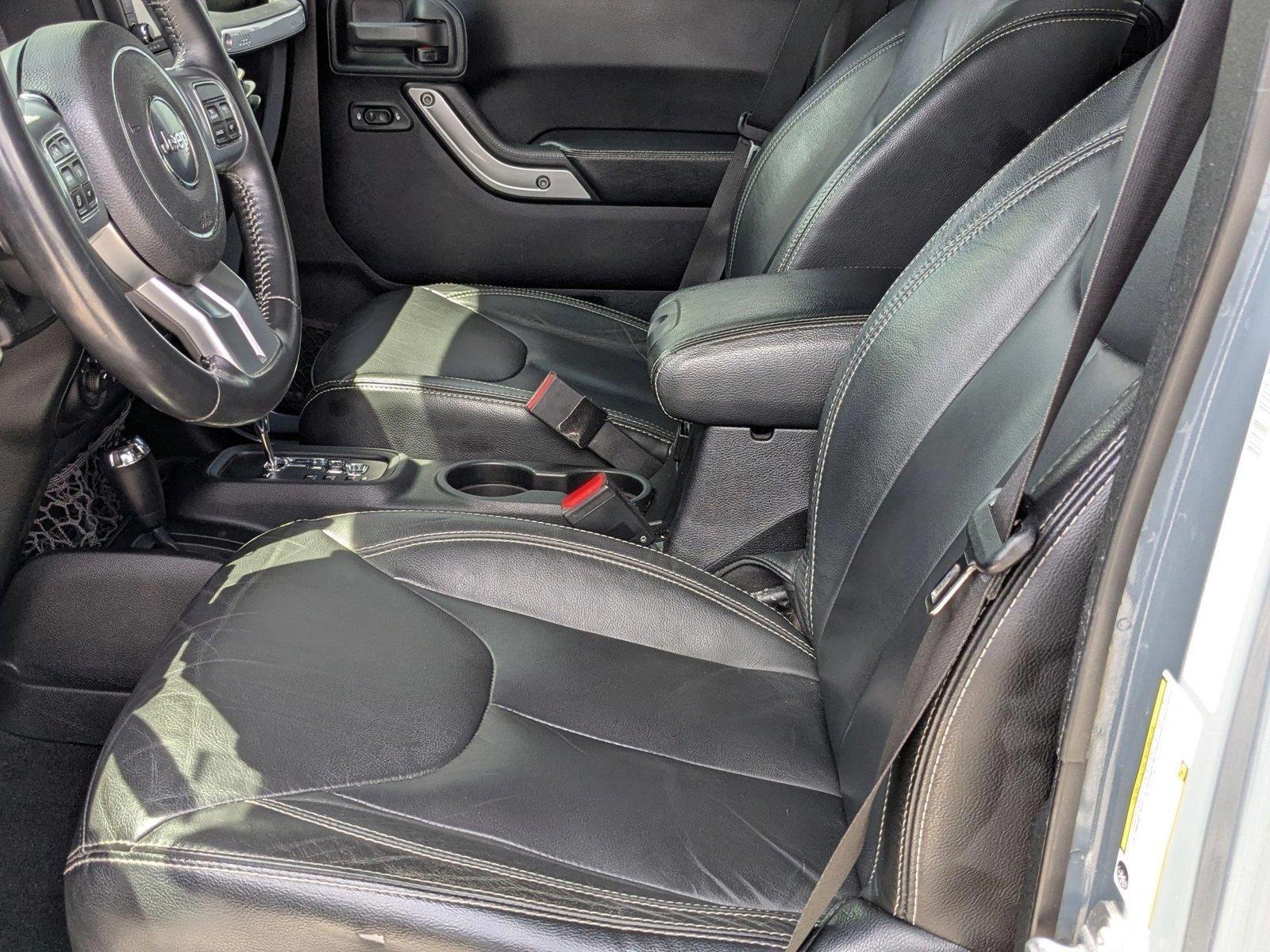 2015 Jeep Wrangler Unlimited Vehicle Photo in Miami, FL 33015