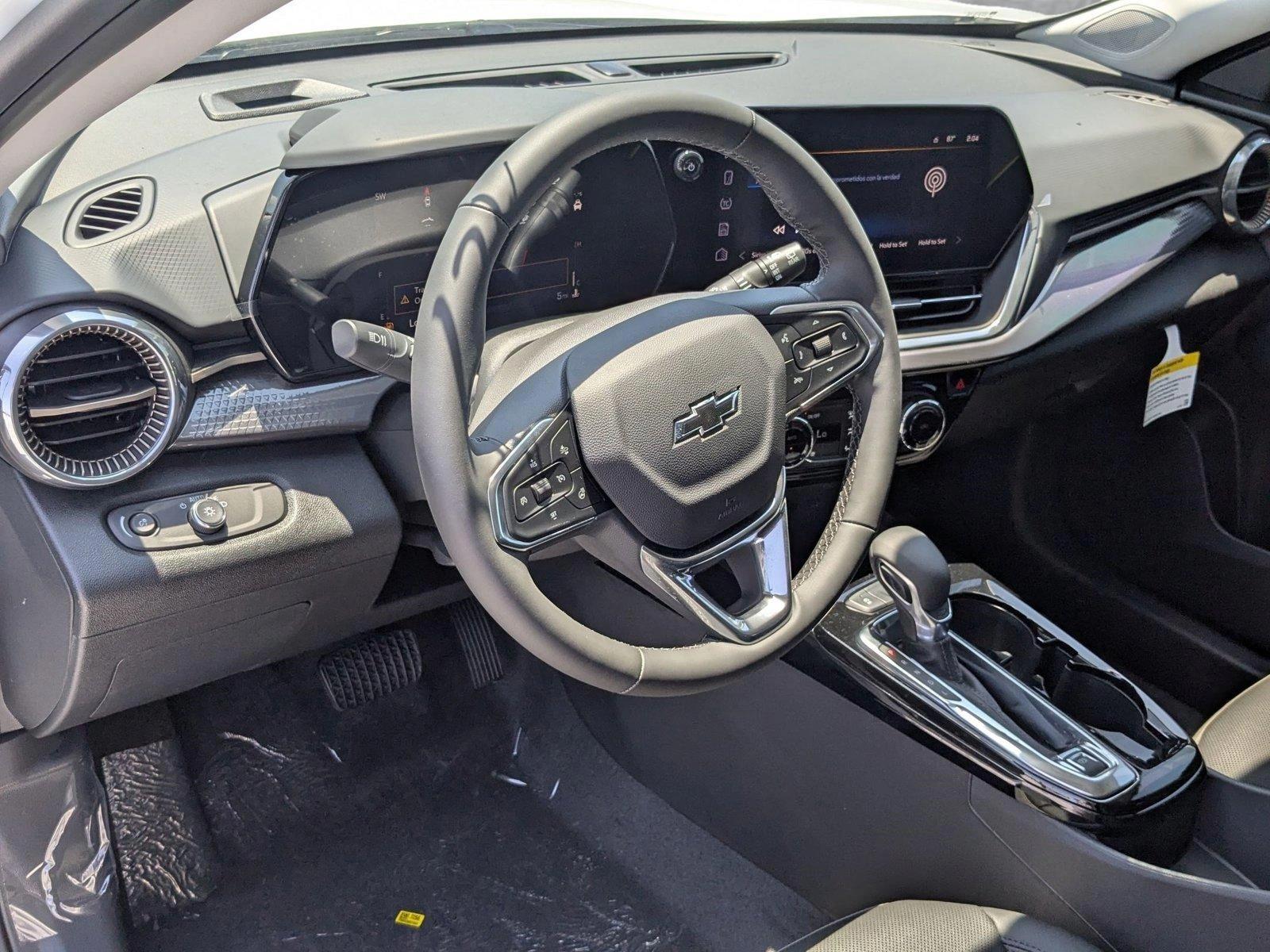 2025 Chevrolet Trax Vehicle Photo in PEMBROKE PINES, FL 33024-6534