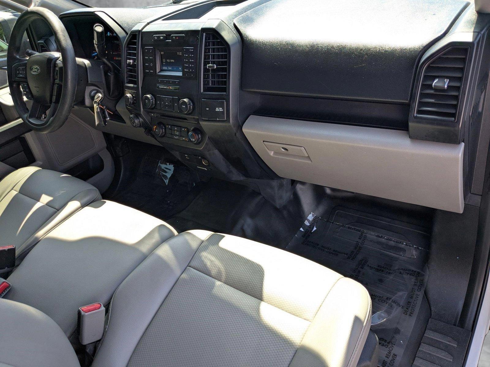 2016 Ford F-150 Vehicle Photo in Jacksonville, FL 32244