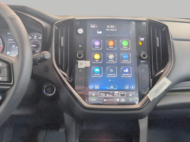 2025 Subaru Ascent Vehicle Photo in Green Bay, WI 54304