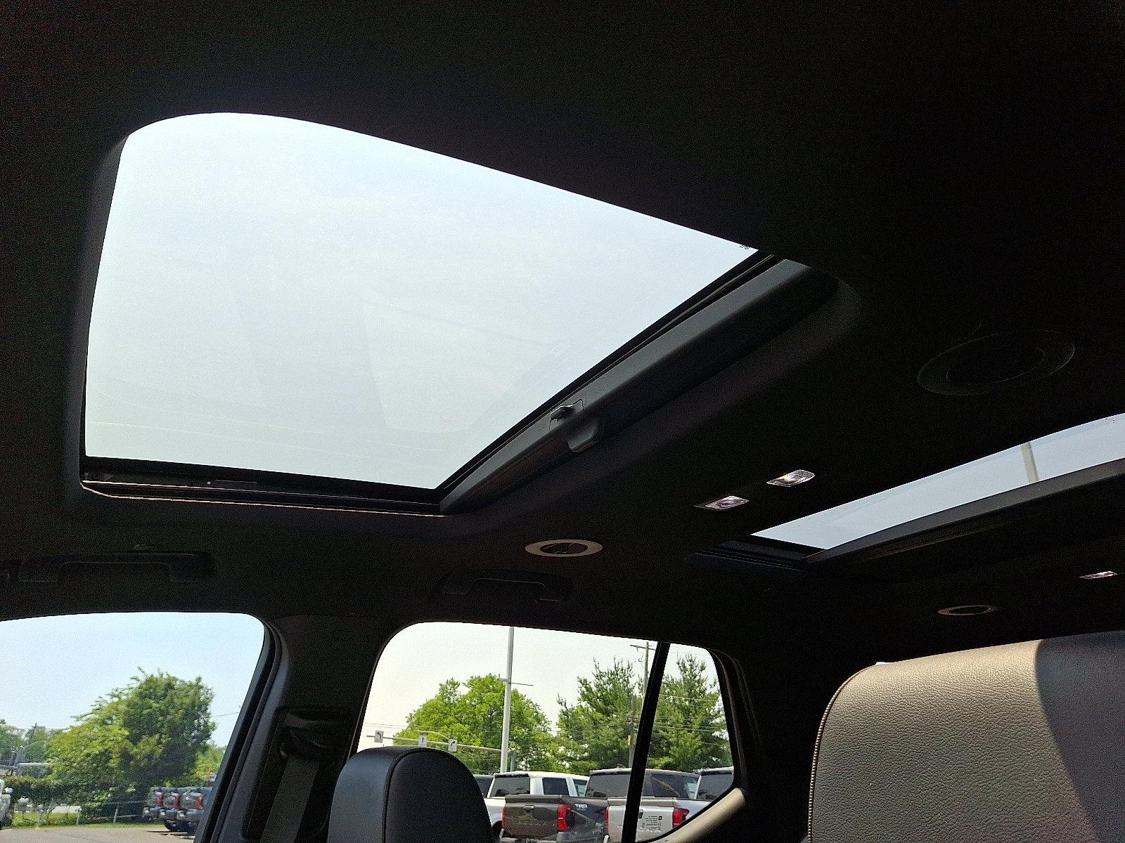 2023 Chevrolet Traverse Vehicle Photo in Trevose, PA 19053