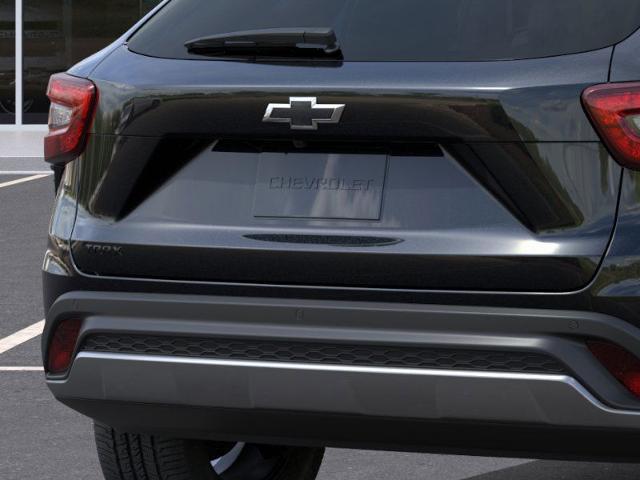 2025 Chevrolet Trax Vehicle Photo in Roslyn, NY 11576