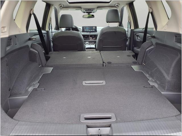 2024 Nissan Rogue Vehicle Photo in Oshkosh, WI 54904