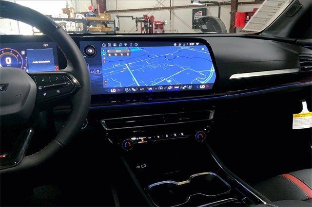2025 Chevrolet Traverse Vehicle Photo in KANSAS CITY, MO 64114-4502