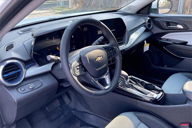 2025 Chevrolet Trax Vehicle Photo in INDEPENDENCE, MO 64055-1314
