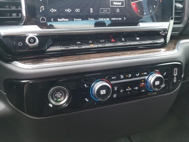 2024 GMC Sierra 1500 Vehicle Photo in ELYRIA, OH 44035-6349