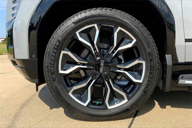 2025 GMC Sierra EV Vehicle Photo in TOPEKA, KS 66609-0000