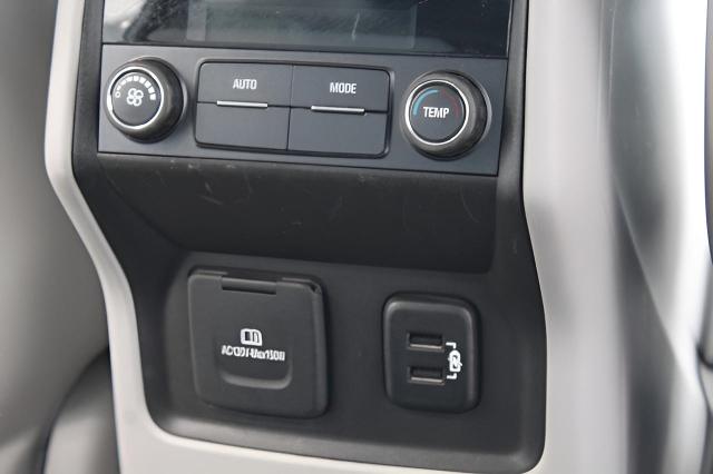 2017 GMC Acadia Vehicle Photo in Green Bay, WI 54304