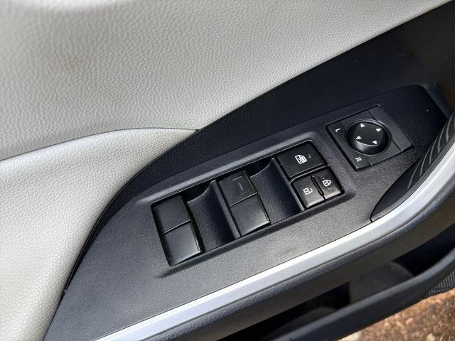 2019 Toyota RAV4 Vehicle Photo in Statesboro, GA 30458