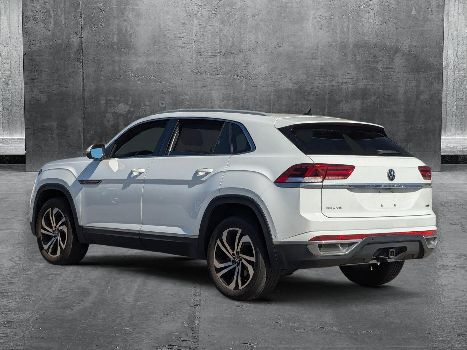 2020 Volkswagen Atlas Cross Sport Vehicle Photo in St. Petersburg, FL 33713