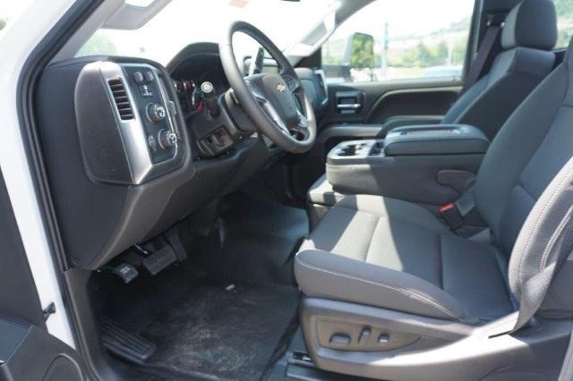 2024 Chevrolet Silverado Chassis Cab Vehicle Photo in FAIRMONT, WV 26554-2318