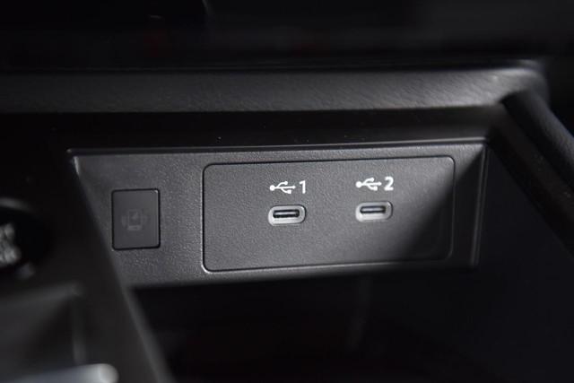 2025 Nissan Kicks Vehicle Photo in Ballwin, MO 63011