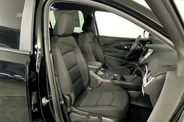 2024 GMC Terrain Vehicle Photo in KANSAS CITY, MO 64114-4545