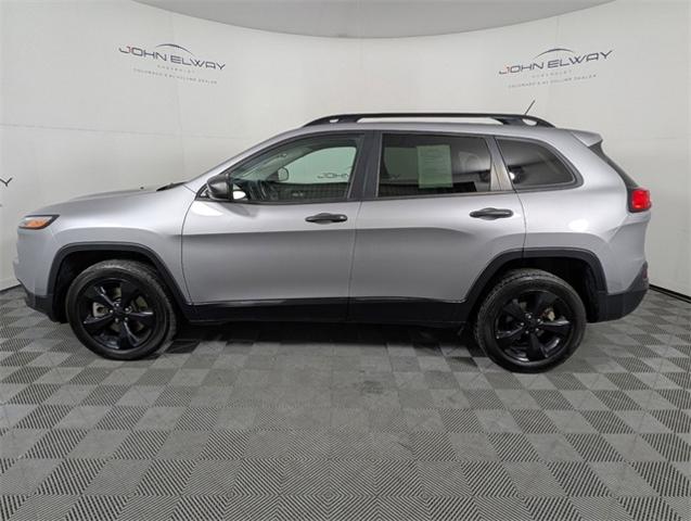 2017 Jeep Cherokee Vehicle Photo in ENGLEWOOD, CO 80113-6708