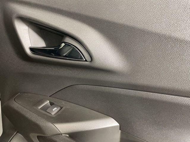 2025 Chevrolet Trax Vehicle Photo in PHOENIX, AZ 85014-3381