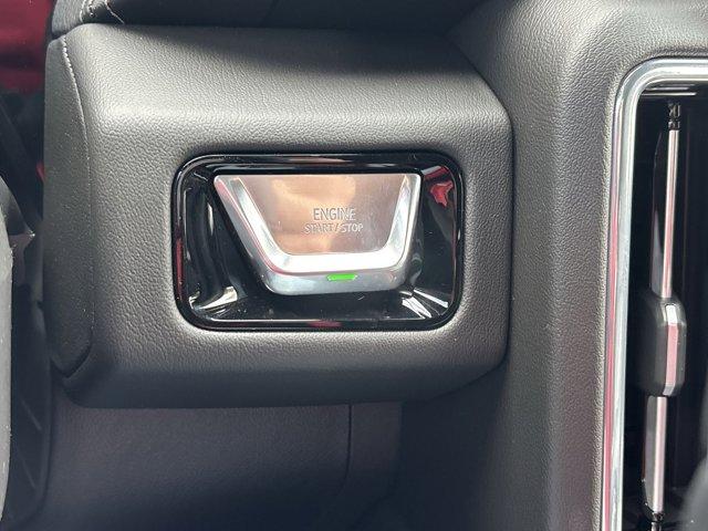 2025 GMC Yukon Vehicle Photo in ALBERTVILLE, AL 35950-0246