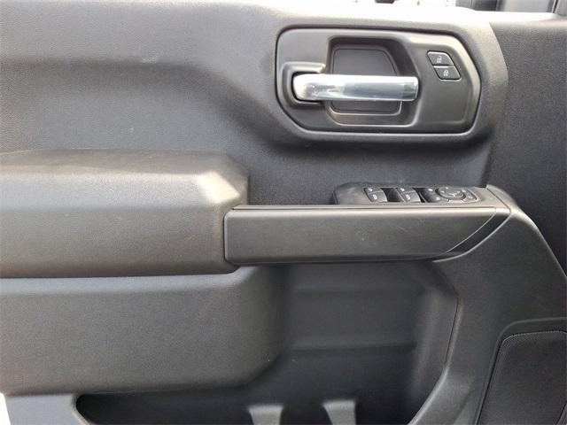 2024 Chevrolet Silverado 3500 HD Chassis Cab Vehicle Photo in BERLIN, MD 21811-1121