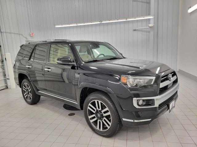 2020 Toyota 4Runner Vehicle Photo in Neenah, WI 54956