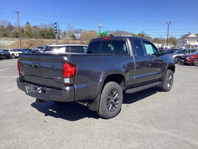 2022 Toyota Tacoma 4WD Vehicle Photo in GARDNER, MA 01440-3110