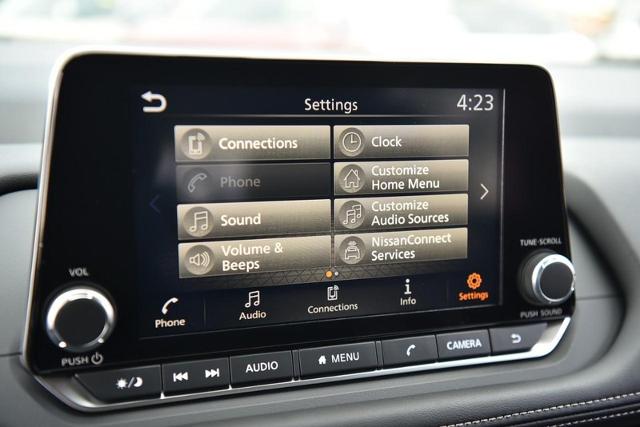 2025 Nissan Rogue Vehicle Photo in Ballwin, MO 63011
