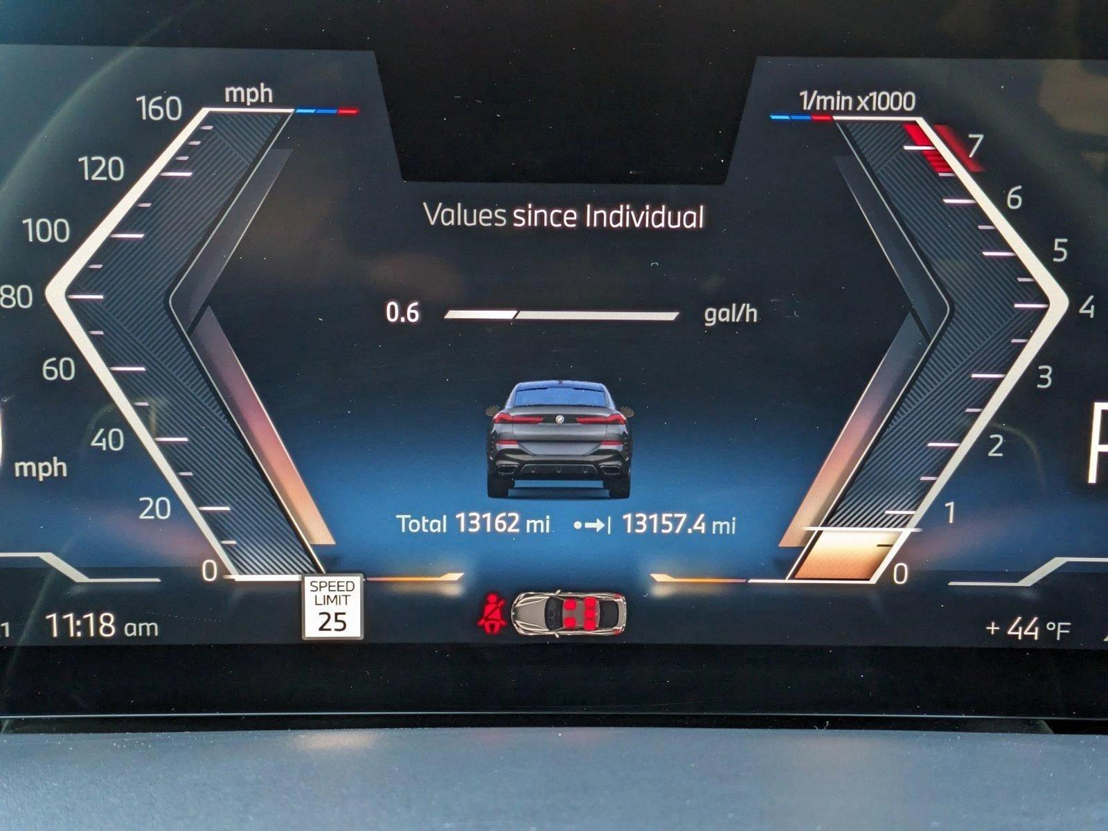 2024 BMW X6 xDrive40i Vehicle Photo in Rockville, MD 20852