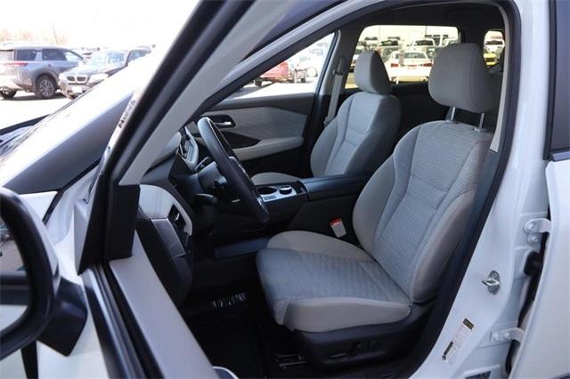 2023 Nissan Rogue Vehicle Photo in Hazelwood, MO 63042