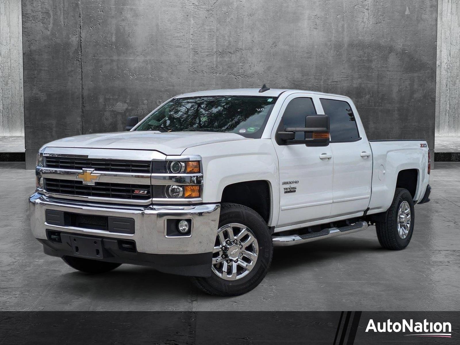2017 Chevrolet Silverado 3500 HD Vehicle Photo in GREENACRES, FL 33463-3207