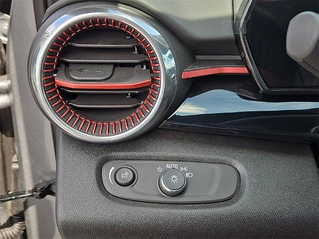 2025 Chevrolet Trax Vehicle Photo in EASTLAND, TX 76448-3020