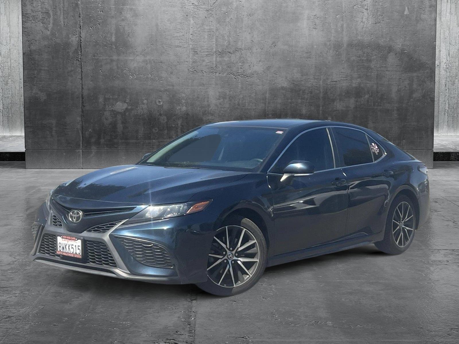 2021 Toyota Camry Vehicle Photo in Santa Clarita, CA 91355