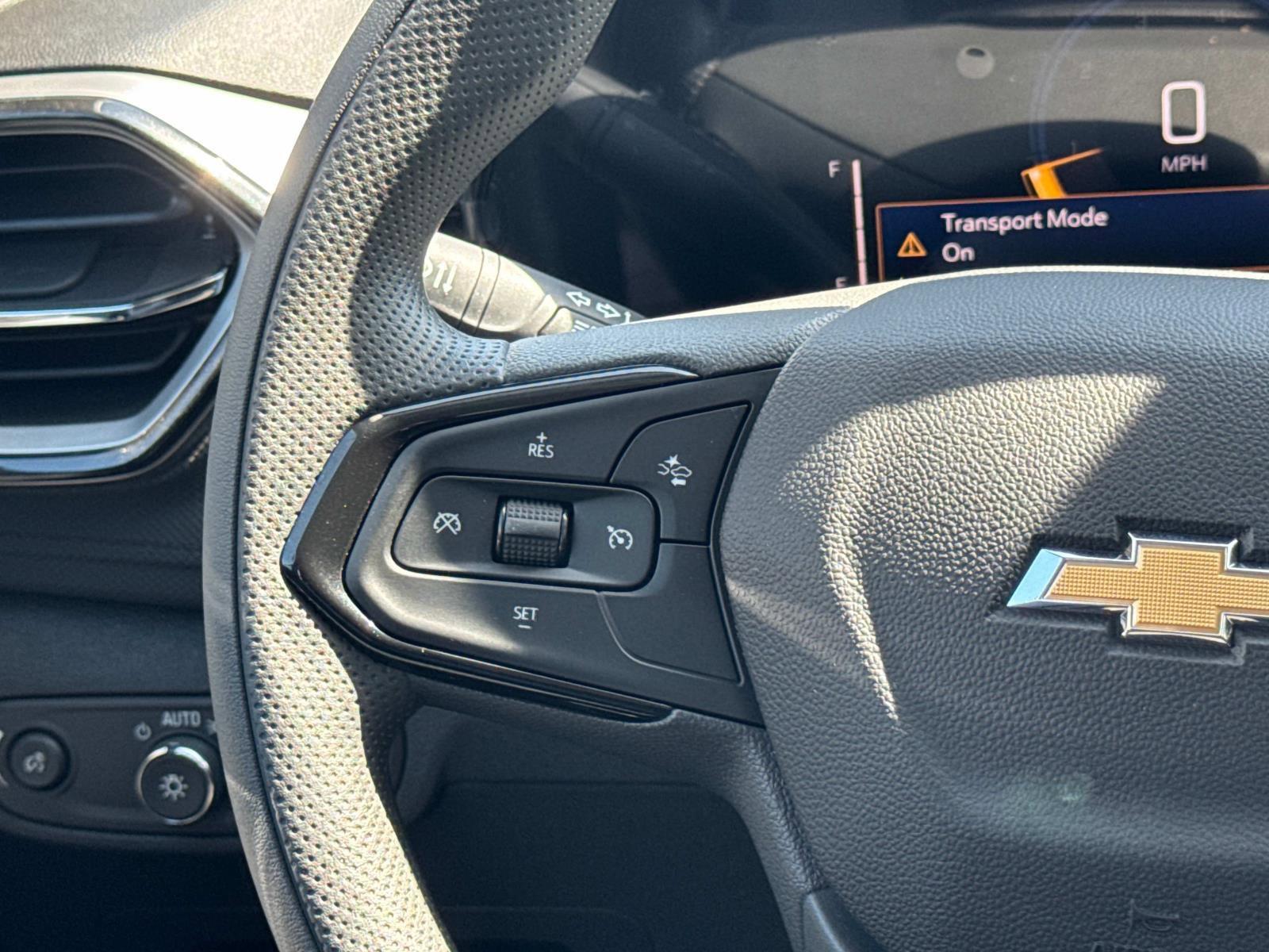 2025 Chevrolet Trailblazer Vehicle Photo in LOS ANGELES, CA 90007-3794