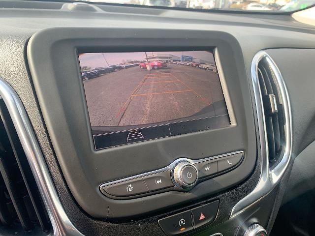 2022 Chevrolet Equinox Vehicle Photo in MOON TOWNSHIP, PA 15108-2571