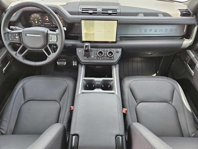 2025 Defender Vehicle Photo in AUSTIN, TX 78717