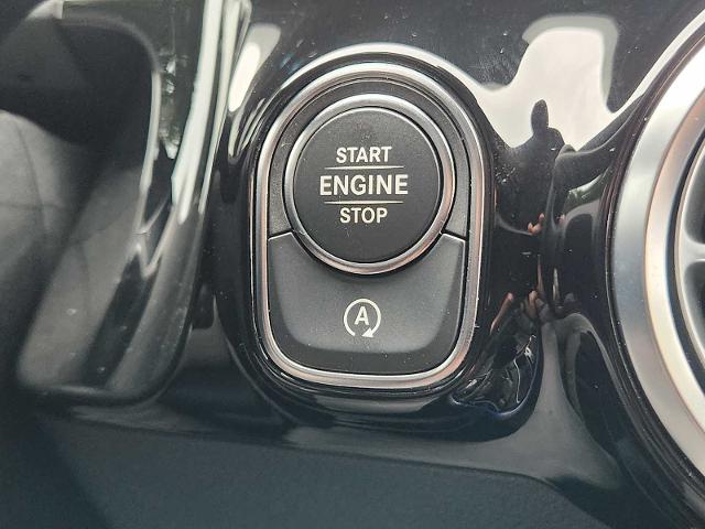 2025 Mercedes-Benz GLA Vehicle Photo in HOUSTON, TX 77079