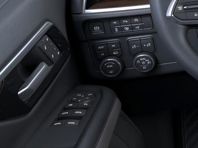 2025 Chevrolet Suburban Vehicle Photo in APPLETON, WI 54914-4656
