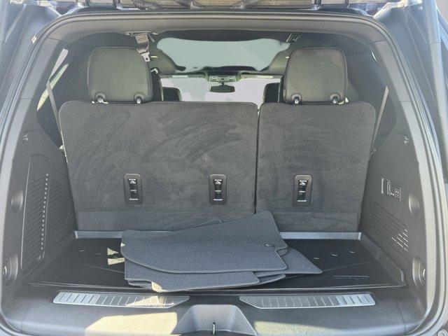 2022 GMC Yukon Vehicle Photo in LEOMINSTER, MA 01453-2952