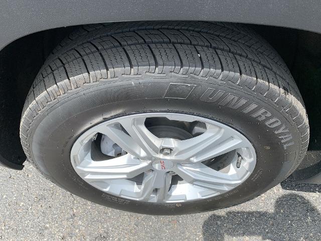 2022 GMC Terrain Vehicle Photo in MOON TOWNSHIP, PA 15108-2571