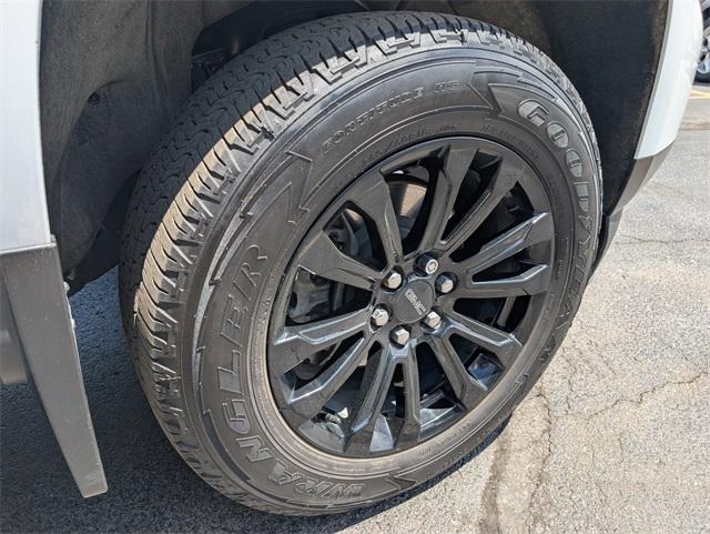 2022 GMC Canyon Vehicle Photo in AURORA, CO 80012-4011