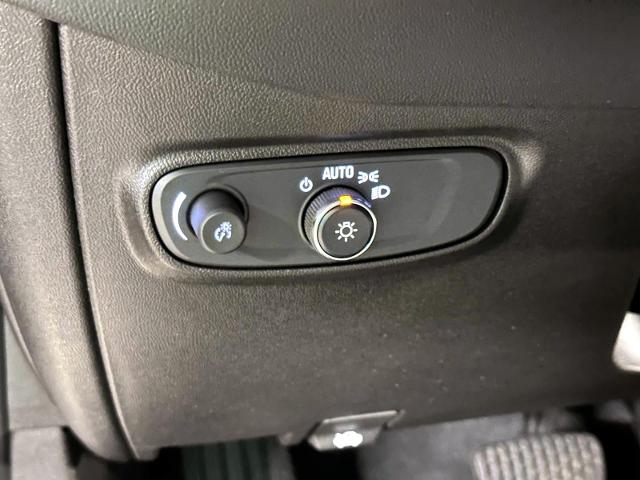 2022 Chevrolet Equinox Vehicle Photo in Roslyn, NY 11576