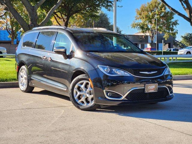 Used 2020 Chrysler Pacifica Limited with VIN 2C4RC1GGXLR123886 for sale in Grapevine, TX