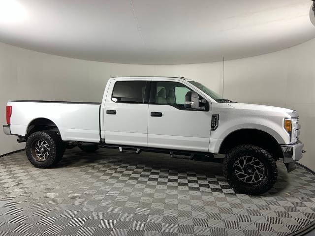 Used 2017 Ford F-350 Super Duty XLT with VIN 1FT8W3B6XHED01751 for sale in Gladstone, OR