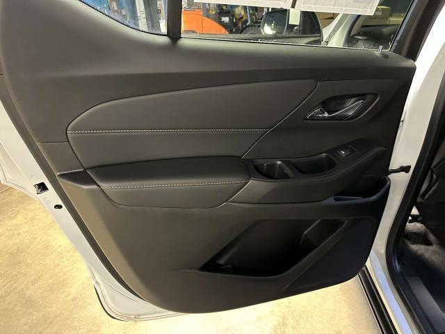 2021 Chevrolet Traverse Vehicle Photo in Roslyn, NY 11576