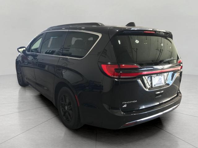 2022 Chrysler Pacifica Vehicle Photo in GREEN BAY, WI 54303-3330